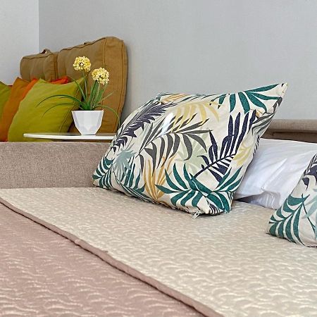 Studio With Access To The Garden. Open Pool. Beach Very Close. Wifi & Netflix Free Apartment Benalmadena Ngoại thất bức ảnh