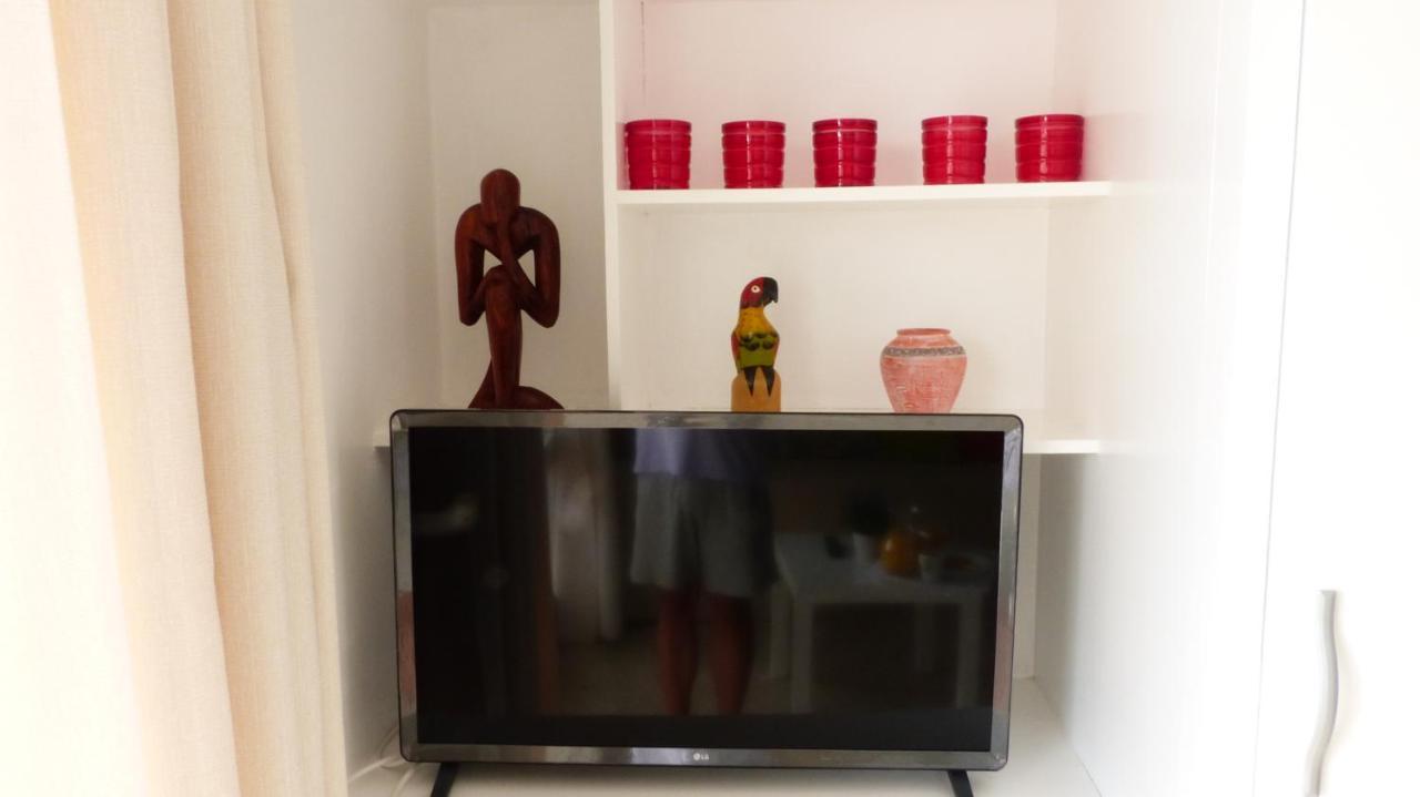 Studio With Access To The Garden. Open Pool. Beach Very Close. Wifi & Netflix Free Apartment Benalmadena Ngoại thất bức ảnh