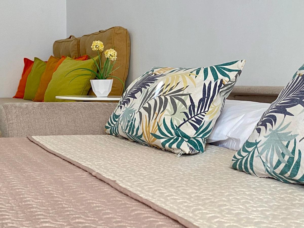 Studio With Access To The Garden. Open Pool. Beach Very Close. Wifi & Netflix Free Apartment Benalmadena Ngoại thất bức ảnh